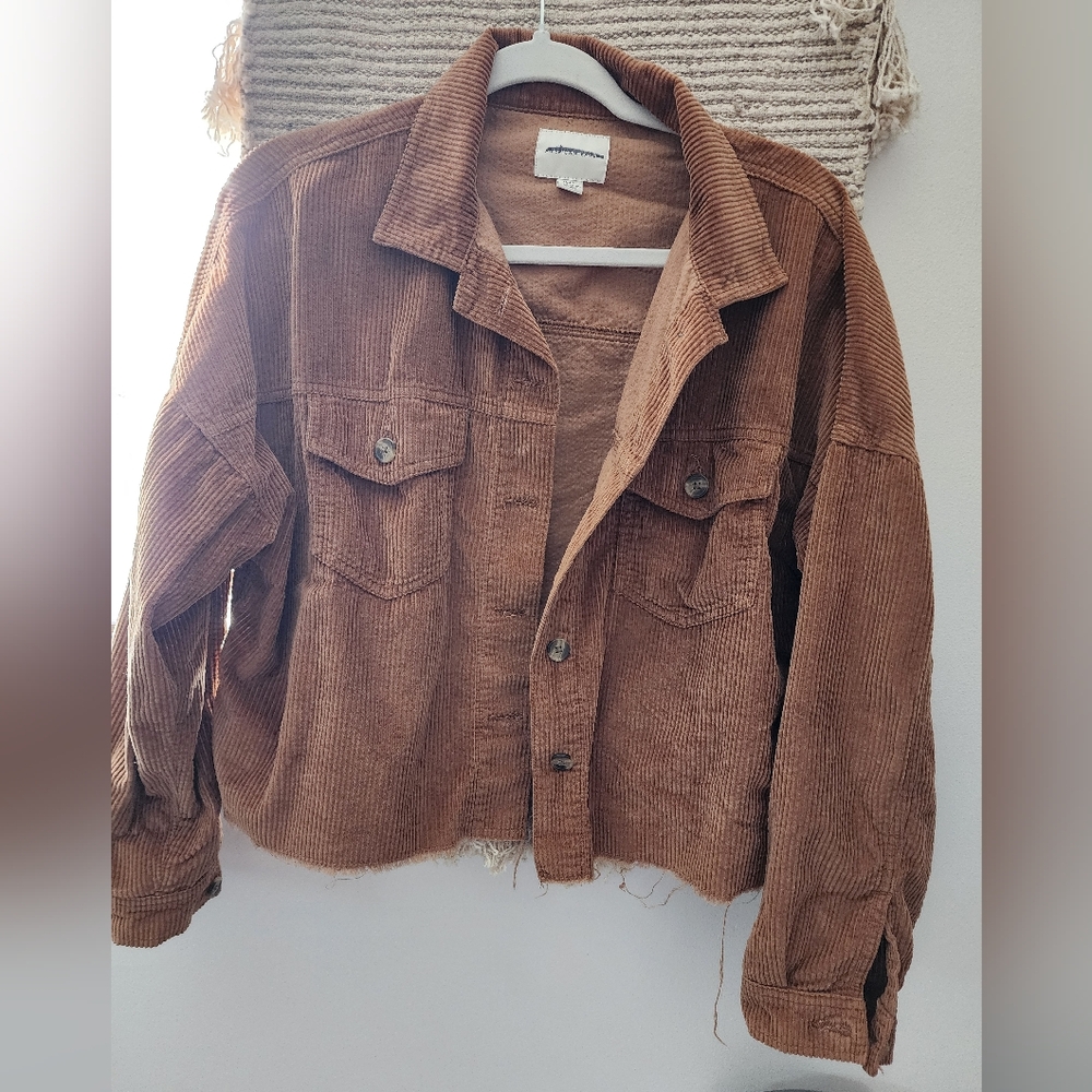 American Eagle cropped corduroy jacket M